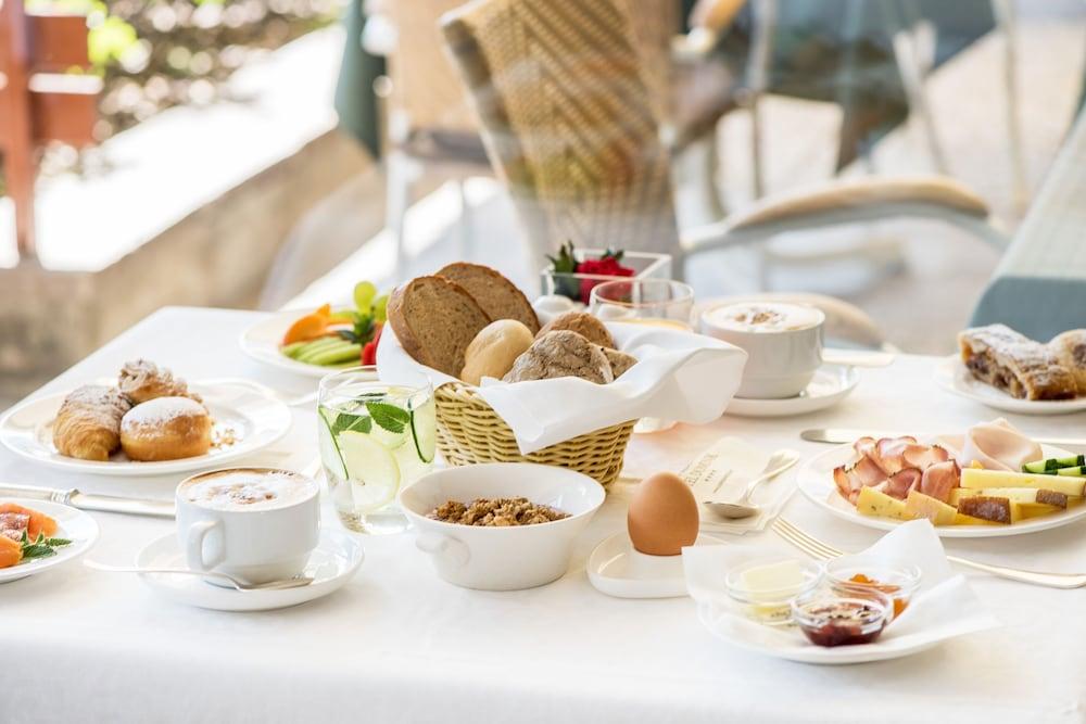 Dominik Alpine City Wellness Hotel - Adults Only Bressanone Kültér fotó
